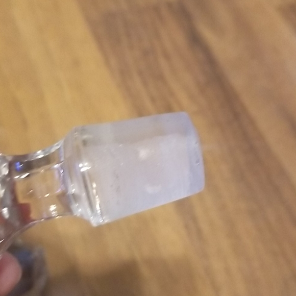 Vintage Cut Crystal Decanters, set of 2 Two - Picture 13 of 16